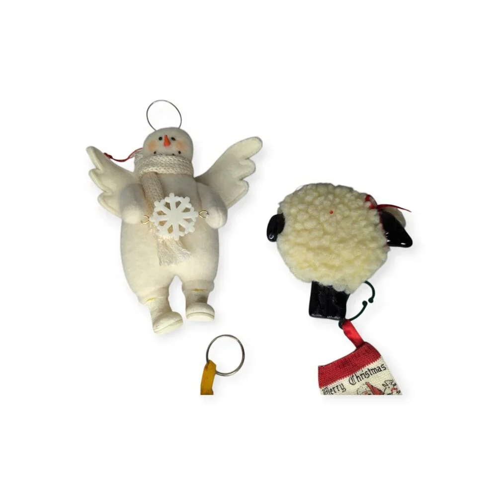 Group of 6 Christmas Ornaments